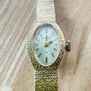 Vintage Bulova ladies oval 10k gold filled mechanical winding dress watch